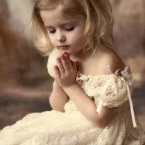 baby,girl,children,photo,littleangels,prayer-33856cd63e9c382ce3d83ceab6561b65_h
